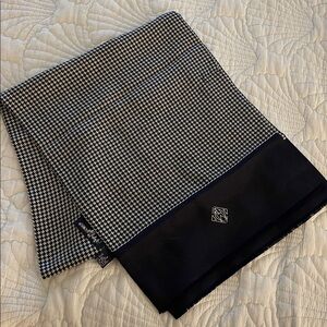 Vintage old money silk Ralph Lauren Black and White Houndstooth Scarf